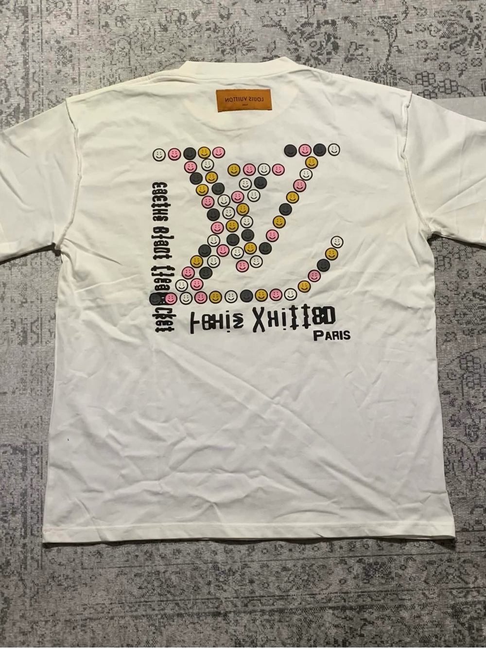 Louis Vuitton Smiley Face T-Shirt Men’s Size L - Picture 2 of 7